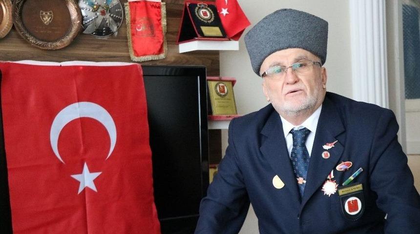 45 Yıldır Kıbrıs&rsquo;ta Birlikte Savaştığı Askerlerini Arıyor