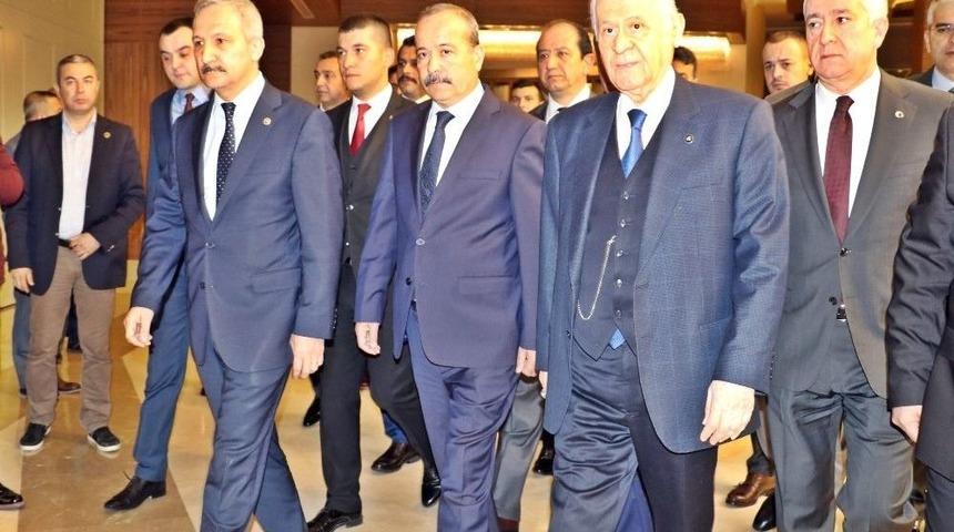 Bah&ccedil;eli&rsquo;nin Belediye Başkanlarıyla Toplantısı S&uuml;r&uuml;yor