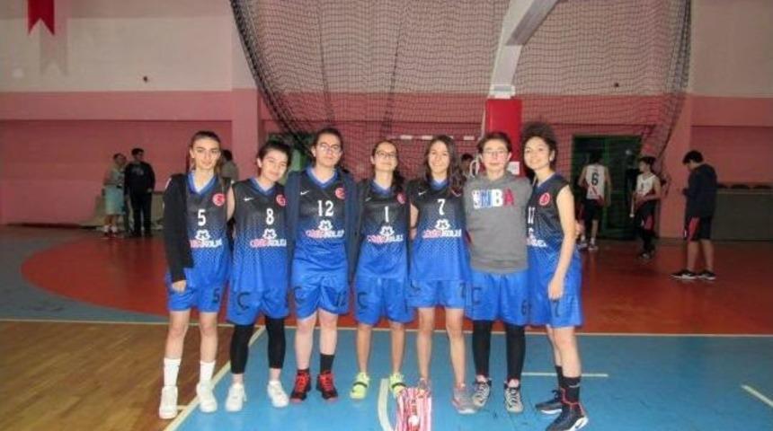 &Ccedil;&ouml;z&uuml;m Koleji, T&uuml;rkiye Şampiyonası&rsquo;nda Yozgat&rsquo;ı Temsil Edecek