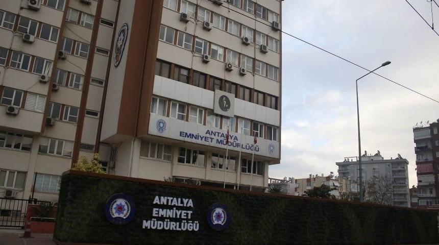 Antalya Emniyetinden Beton Bloklara Peyzaj