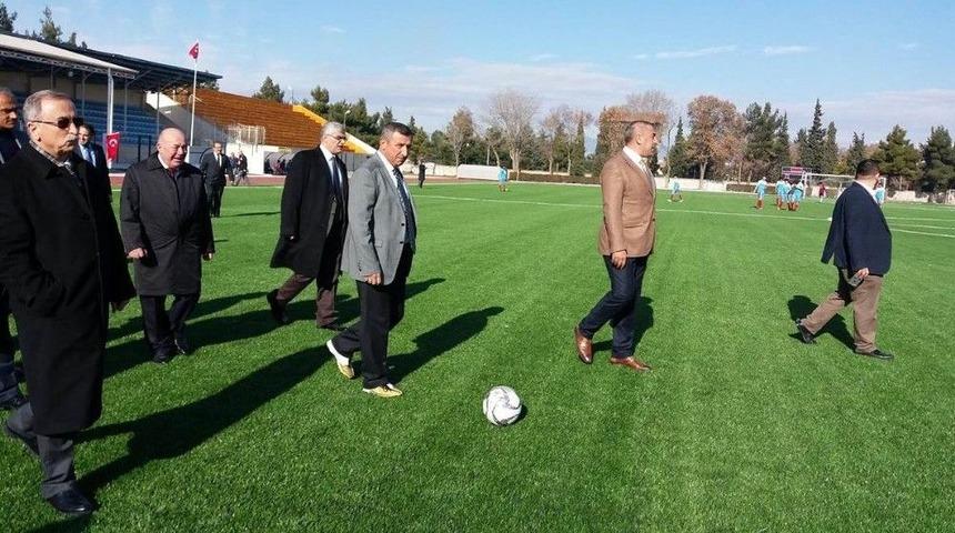 Vali Yılmaz, Stadyumu İnceledi