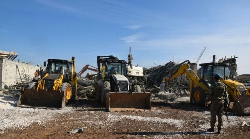 Kayıp İş&ccedil;i Enkaz Altında Bulundu