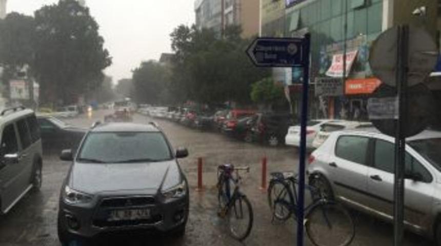 Iğdır&rsquo;da Sağanak Hayatı Olumsuz Etkiledi