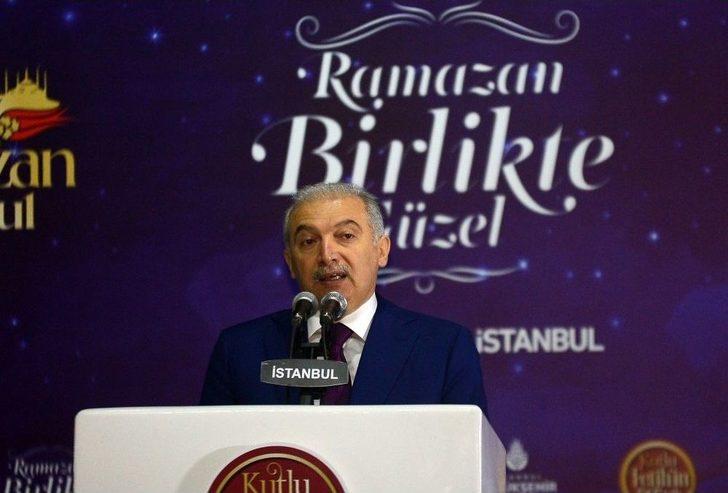 İstanbul’un Fethinin 565. Yılı Görkemli Bir Törenle Kutlandı G2