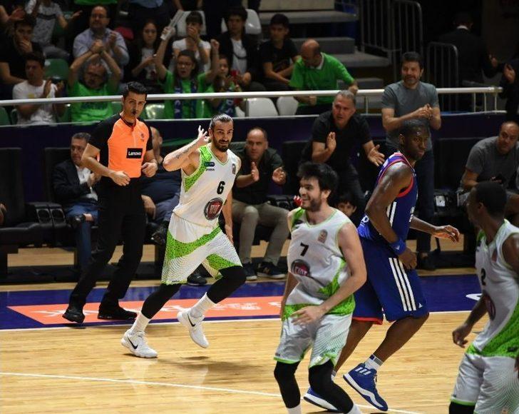 Tahincioğlu Basketbol Süper Ligi Play-off: Tofaş: 89 - Anadolu Efes: 82 G1