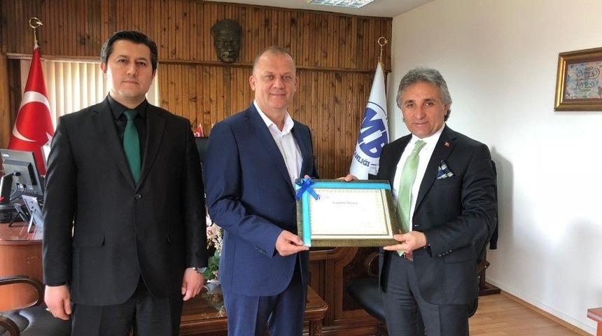 &Ouml;z&ccedil;elik, Belgesini Defterdar Ko&ccedil;aş&rsquo;ın Elinden Aldı