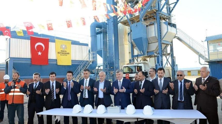 Aky&uuml;rek: "b&ouml;lge Asfalt Plentleri İle Daha Verimli Hizmet Sağlanıyor"