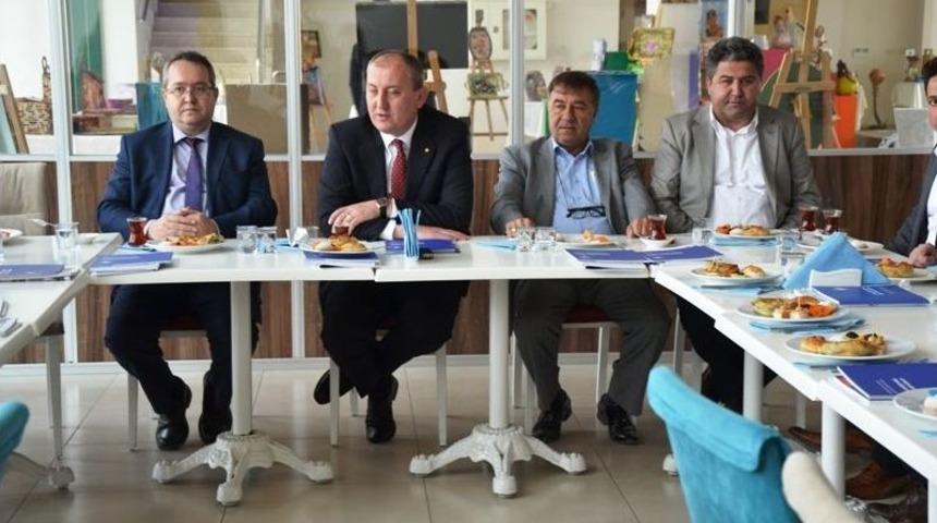 Başkan Işık, " 49 Proje S&ouml;z&uuml; Verdik Daha G&uuml;zelini Yaptık"