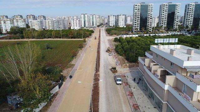 Adana’ya Ulaşımı Rahatlatacak Yeni Bulvar