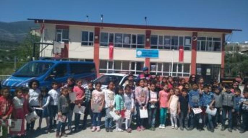 Jandarmadan İlkokul &Ouml;ğrencilerine &lsquo;iyi Dersler Şof&ouml;r Amca&rsquo; Projesi