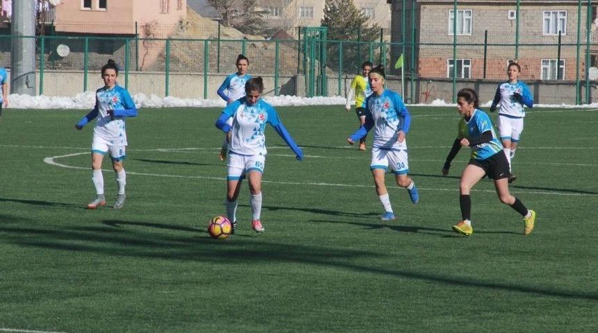 Hakkarig&uuml;c&uuml;, Karab&uuml;kspor&rsquo;u 1-0 Yendi