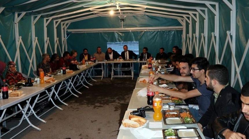Kayseri &Uuml;lk&uuml; Ocaklarından Basın Mensuplarına İftar