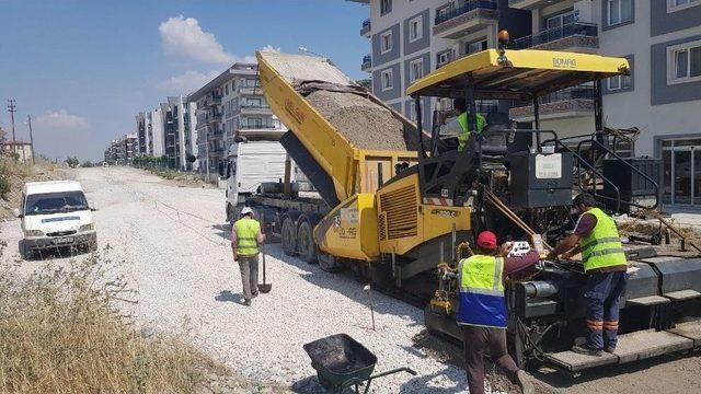 Büyükşehir Söke’de Üst Yapı Çalışmalarına Devam Ediyor