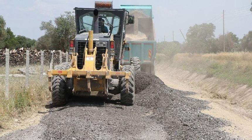 Merkezden S&ouml;k&uuml;len Asfalt Mahallelerde Kullanılıyor