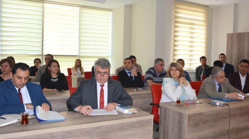 Turizm Fak&uuml;ltesi Akademik Kurul Toplantısı Ger&ccedil;ekleştirildi