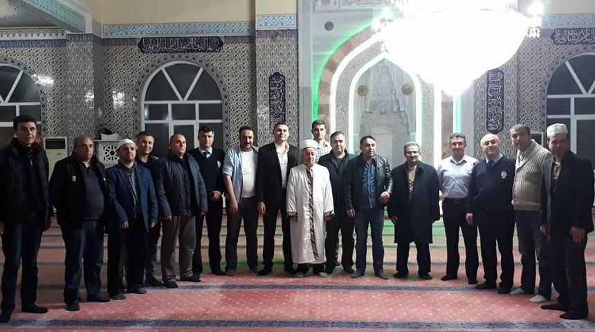 Kargı Polisi Şehitler İ&ccedil;in Mevlid Okuttu