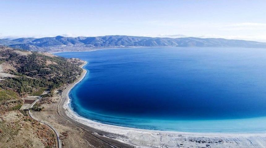 "salda G&ouml;l&uuml;&rsquo;nde 30 Bin Kişilik Festival Tartışması