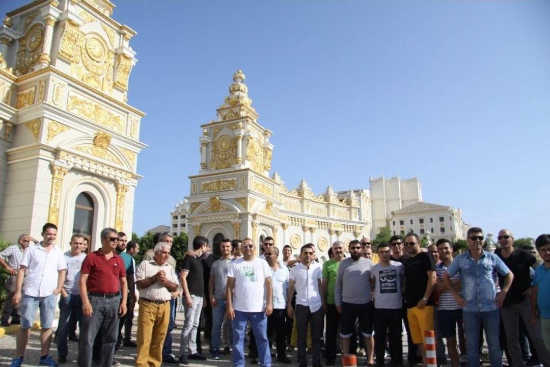 1.4 Milyar Dolarlık Mardan Palacea&rsquo;nın &Ouml;n&uuml;nde İş&ccedil;inin Alacaklı Eylemi