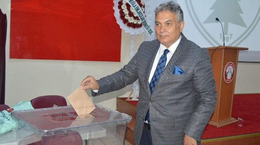 Muğlaspor G&ouml;rev Dağılımını Yaptı