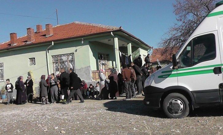 Konya’da 7 Yaşındaki Çocuk Annesini Tüfekle Başından Vurdu G3