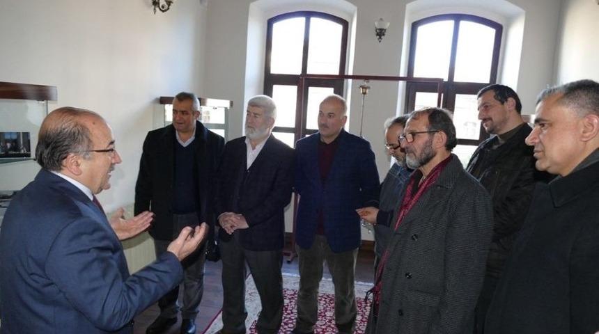 Başkan Gümrükçüoğlu, Stk Yetkilileri İle İstişare Toplantısı Gerçekleştirdi