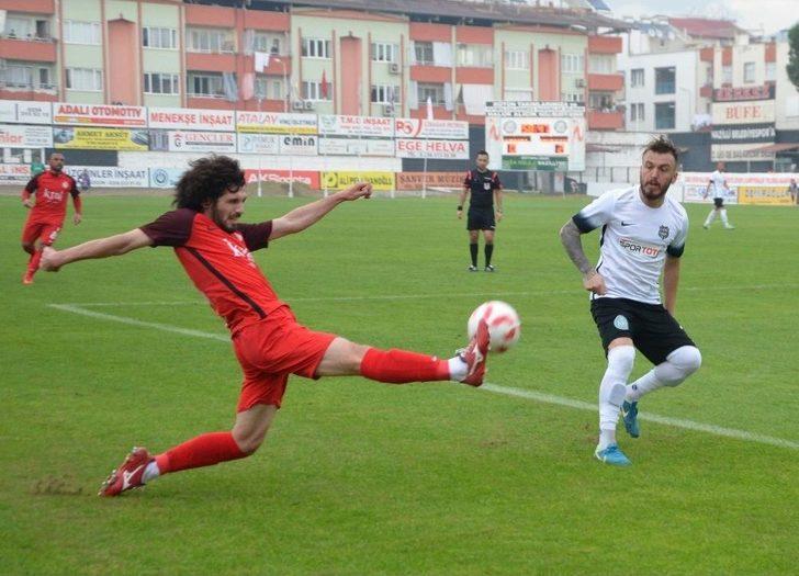 Tff 2. Lig: Nazilli Belediyespor: 1 Gümüşhanespor: 2 G5