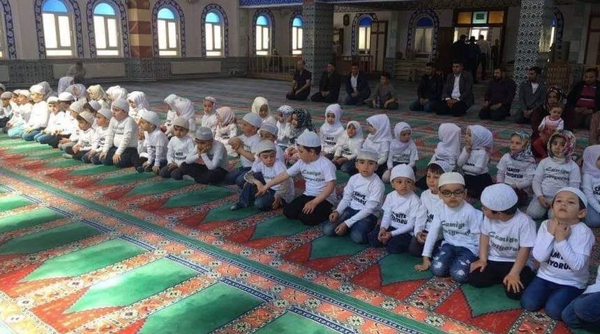 Altıntaş&rsquo;ta &rsquo;camiye Gidiyorum, Namaza Başlıyorum&rsquo; Etkinliği