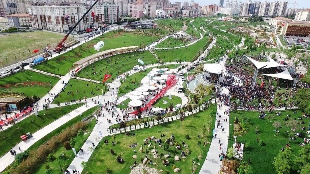 Yeşile Doymak İsteyenler Yaşam Vadisi&rsquo;nin Yolunu Tutuyor