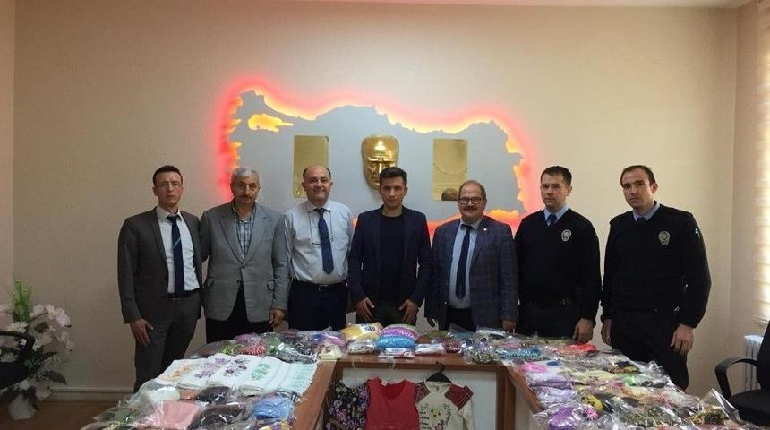 Şaphane Halkı Şehit Aileleri İ&ccedil;in Tek Y&uuml;rek Oldu