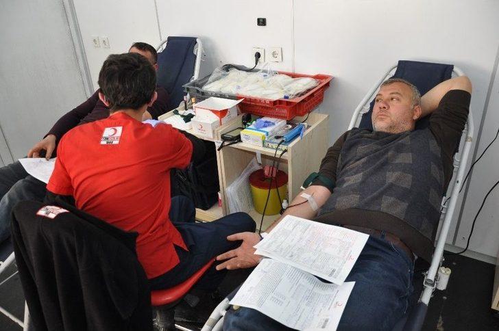 Kan Bankası Gibi Donör