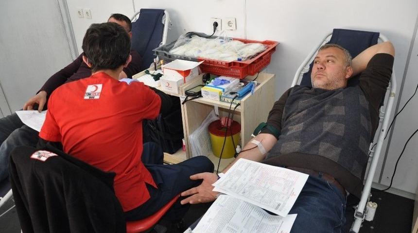 Kan Bankası Gibi Don&ouml;r