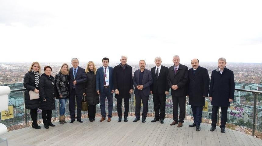 81 İlden 81 &Ouml;ğretmen Konya&rsquo;da Buluştu