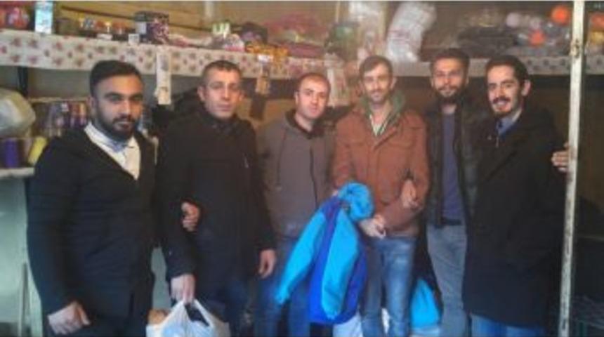 Ak Parti&rsquo;den Engellilere Kışlık Mont