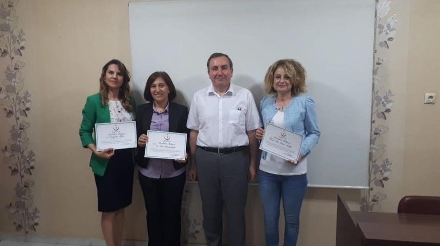 Hemşireler Sertifikalarını Aldı