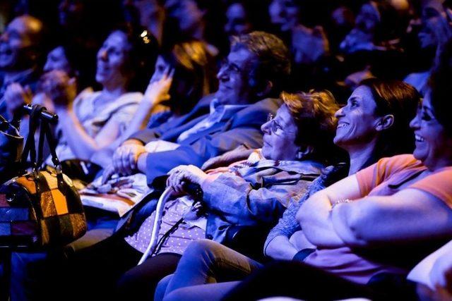 Sahnede &ldquo;şifa Niyeti&rdquo;ne Dediler 2