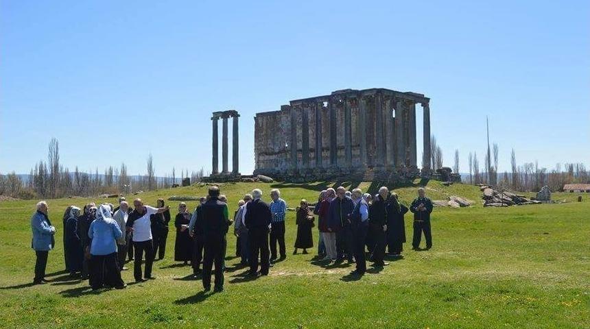 &Ccedil;avdarhisar Aizonai Antik Kenti&rsquo;ne İlgi Artıyor
