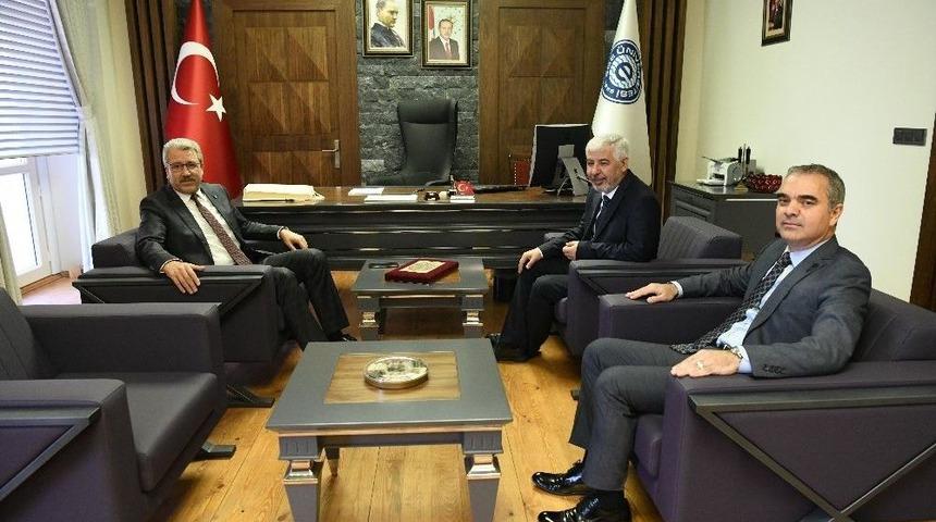 Ege &Uuml;niversitesinden İzmir Bakır&ccedil;ay &Uuml;niversitesine Bilimsel Destek