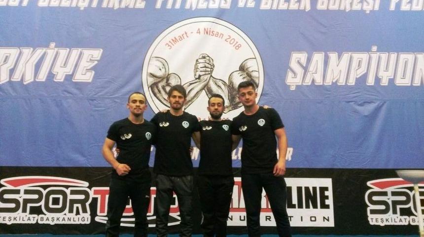 Manisa&rsquo;yı D&uuml;nya Şampiyonasında Temsil Edecekler