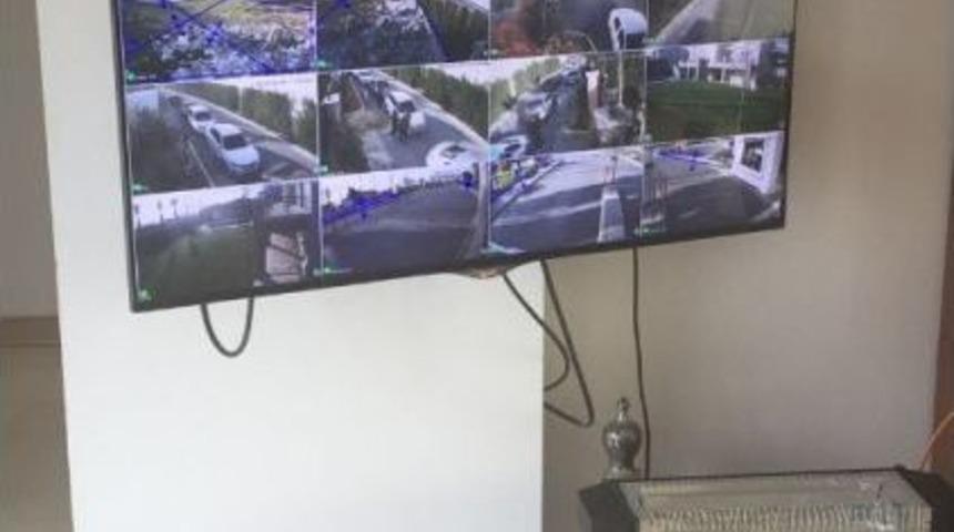 İranlı Uyuşturucu Baronu Zindaşti&rsquo;nin Yakalanma Anına Ait Fotoğraf Ortaya &Ccedil;ıktı