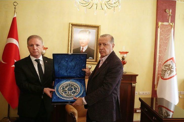 Cumhurbaşkanı Erdoğan Minik Adaşları İle Görüştü G1