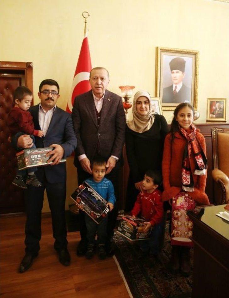 Cumhurbaşkanı Erdoğan Minik Adaşları İle Görüştü G3