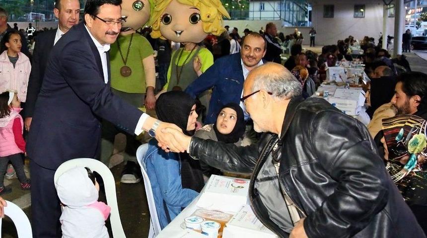 Ke&ccedil;i&ouml;ren&rsquo;de Mahalle İftarları