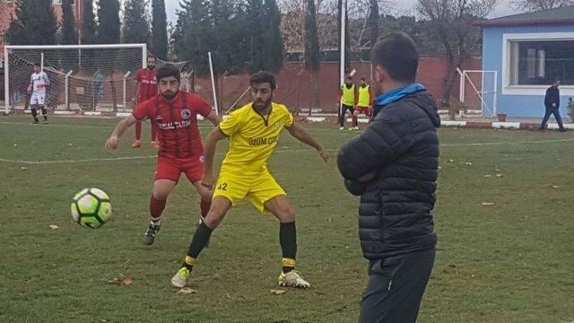 Kula Spor Evinde Galibiyetle Tanıştı