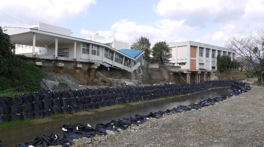 Zonguldaklı İşadamından Depremzedelere Bağış Desteği