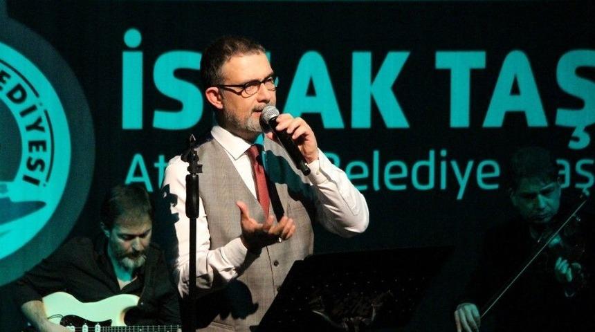 İbrahim Sadri, Hz. Mevlana&rsquo;yı Şiirle Anlattı