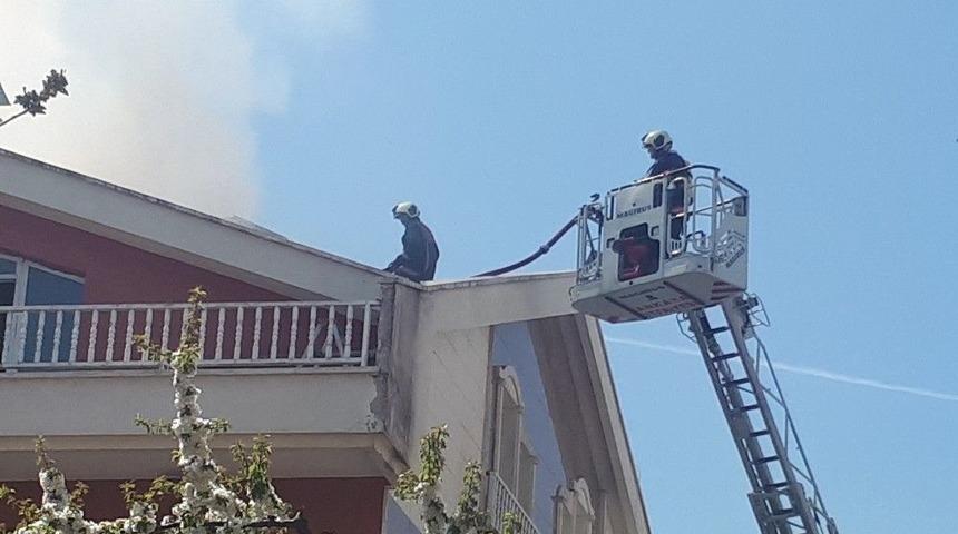 Başkent&rsquo;te Korkutan Yangın