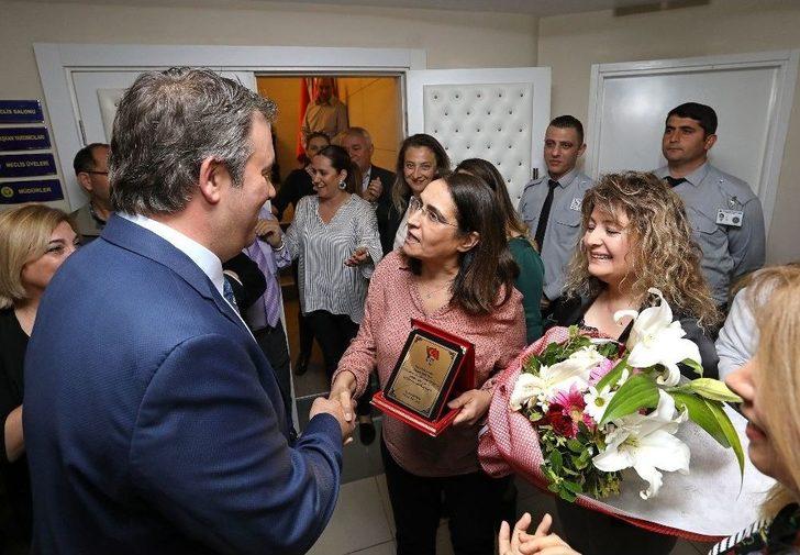 Başkan Piriştina’yı Duygulandıran Sürpriz G2