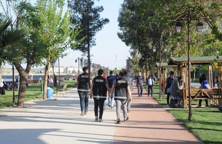 Cizre Polisinden Uyuşturucu Denetimi G4