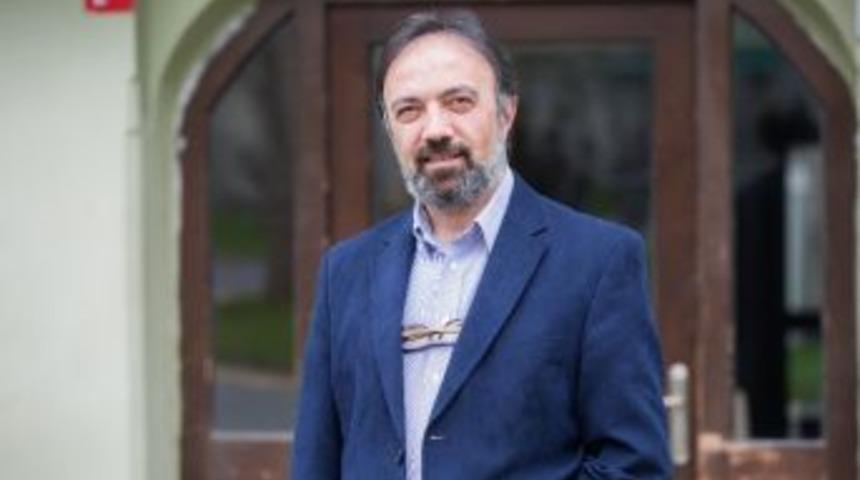 Prof. Dr. Ayhan Kaya Avrupa&rsquo;da Yaşayan Gen&ccedil;lerin Radikalleşme S&uuml;re&ccedil;lerini Araştıracak