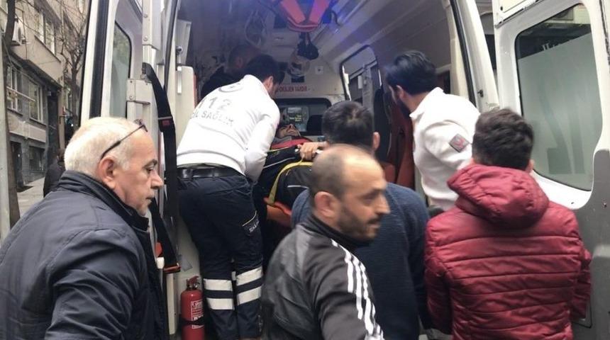 (&ouml;zel Haber) Şişli&rsquo;de Ticari Taksi Motosikletliye B&ouml;yle &Ccedil;arptı